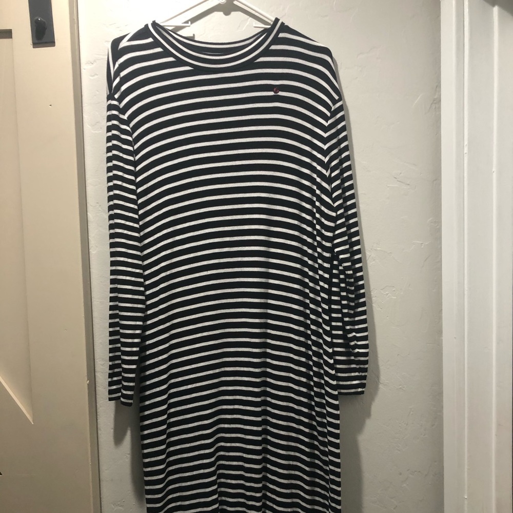 Stripe black and white dress size 1x midi length